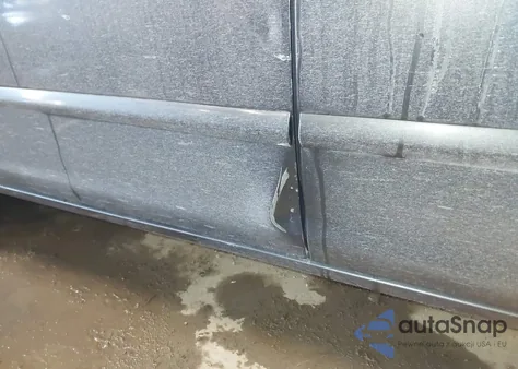 2006 Toyota Sienna Xle z USA, uszkodzony, nr VIN 5TDBA22C36S062930